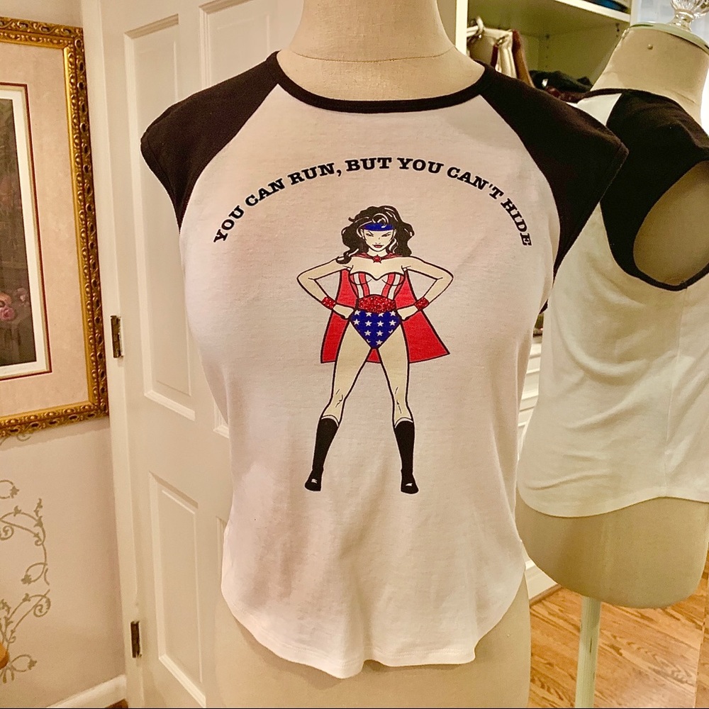 Laundry-Shelli Segal WONDER WOMAN tee🤩